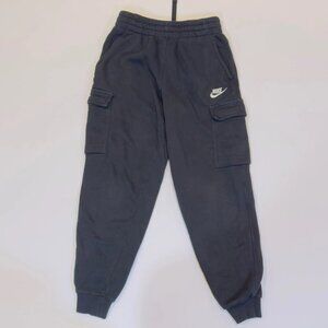 Women’s Nike M BlackNike Women’s Cargo Pants Size M Black Slim Fit Athletic Casu